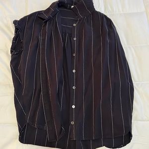 Black and white button up short sleeve